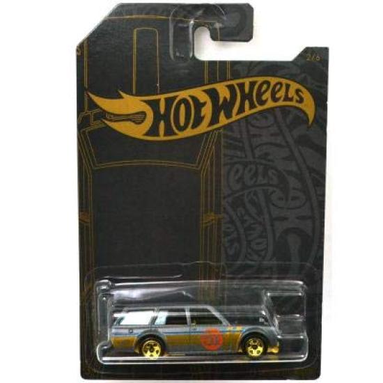 

SATIN CHROME 1971 DATSUN 510 WAGON Satin Chrome 1971 DATSUN 510 WAGON & - & -