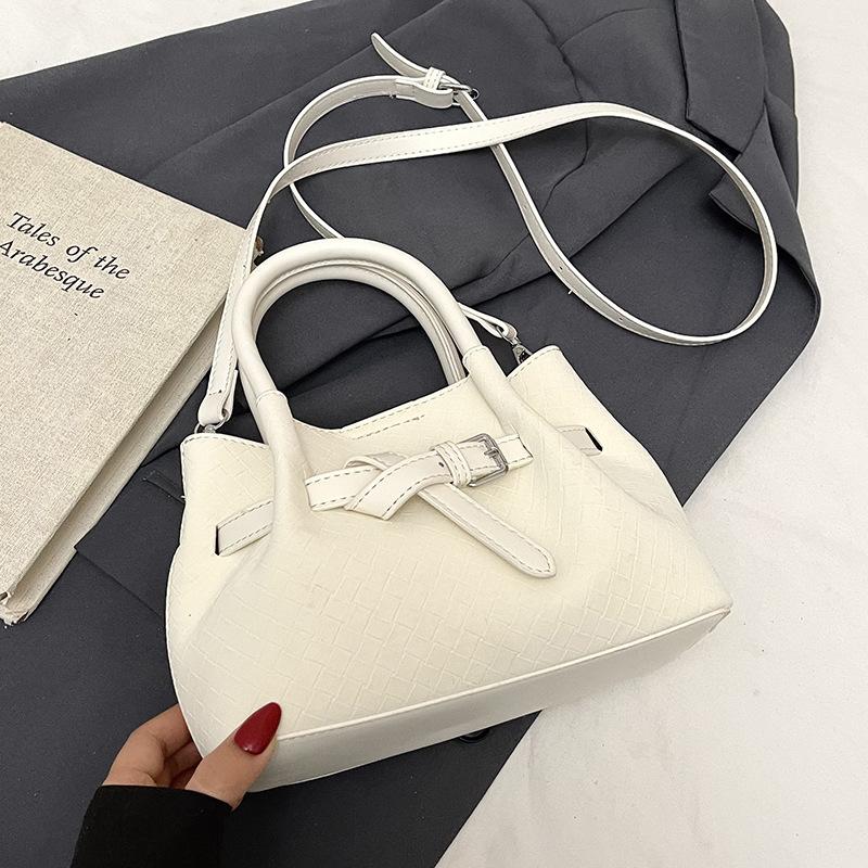 Spring and summer new small fresh Korean fashion foreign style portable vegetable basket bag niche versatile commuter messenger bag woman
