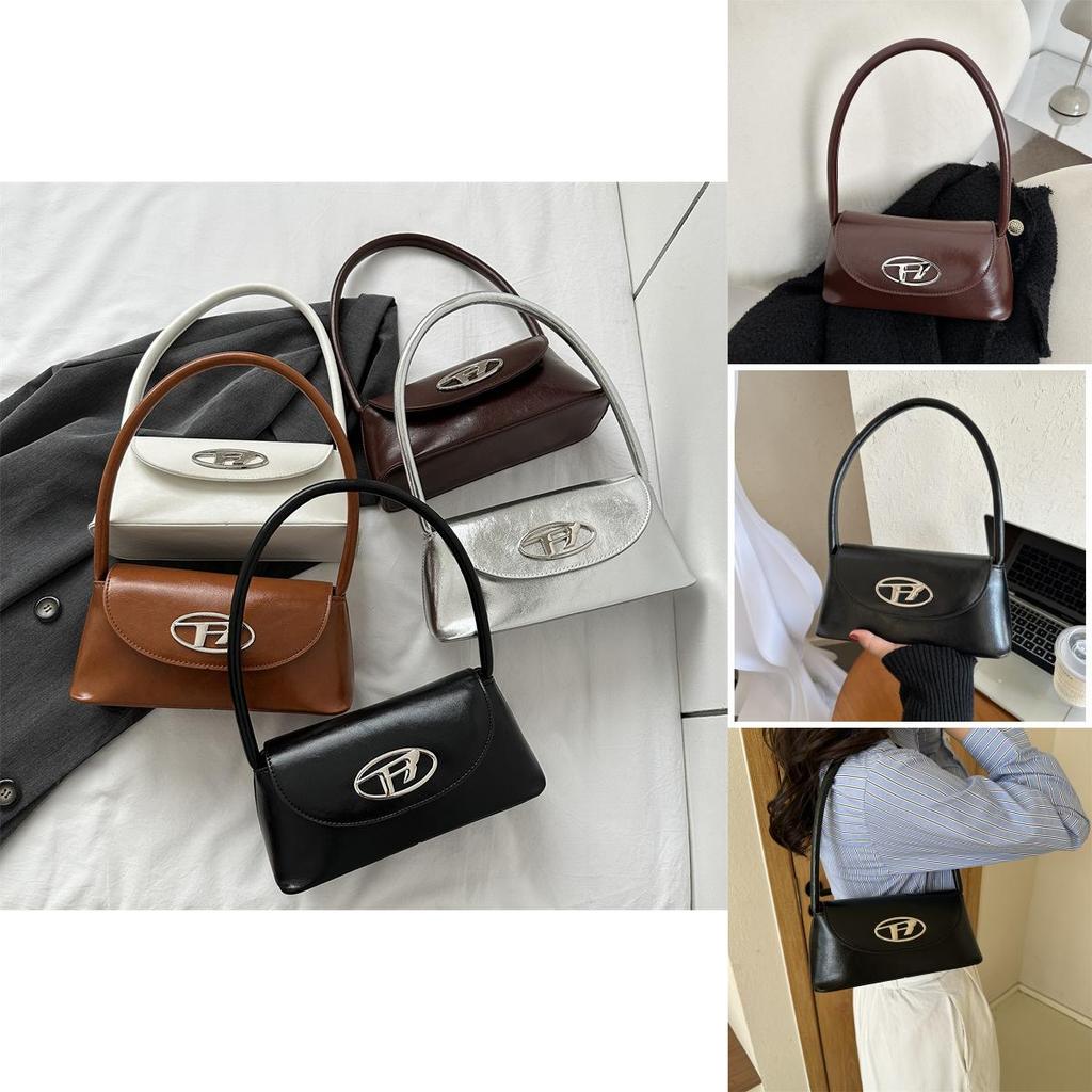 Popular Cross-border Small Purse Women 2023 Winter Chic Compact Underarm Bag Streetwear Shoulder Bag