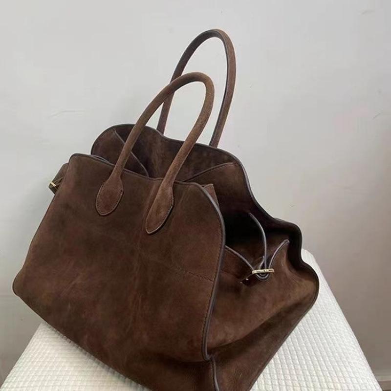 Women's Retro Commuter Tote: High-End Autumn/Winter Large-Capacity Handbag