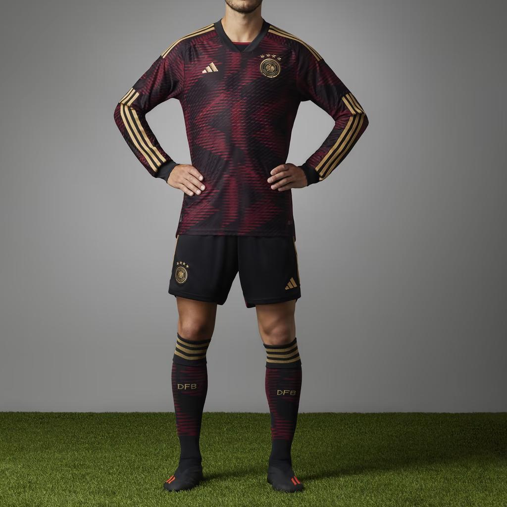 Adidas Striped V-Neck Slim Fit Long Sleeve Retro Football Shirt Men Tops Red HF1471