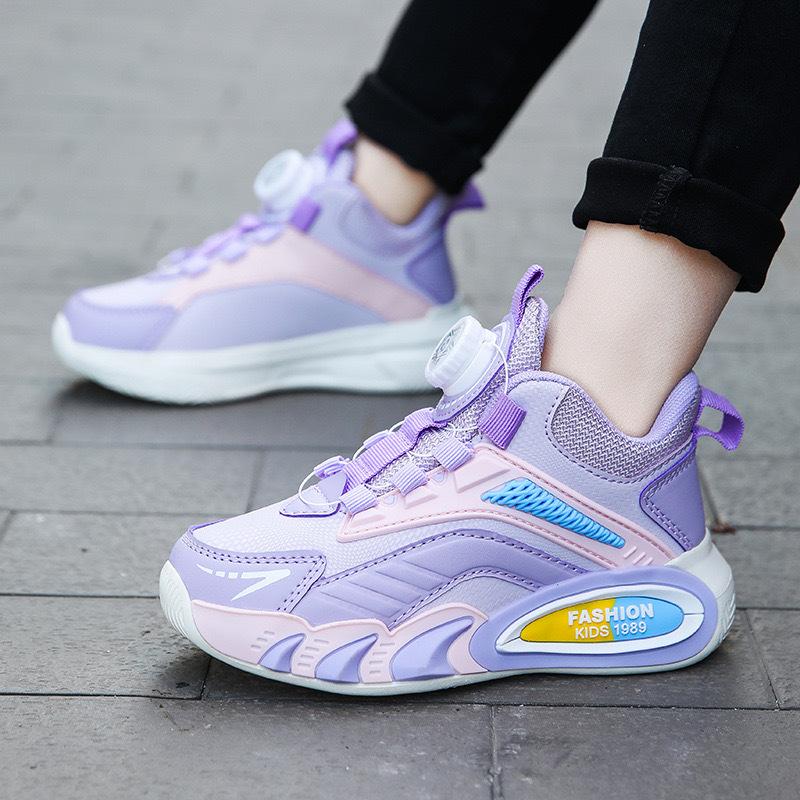 

Кроссовки детские для детей среднего и старшего возраста 2025 черные туфли новые кожаные дышащие сетчатые спортивные туфли весенние студенческие туфли мужские и женские 39