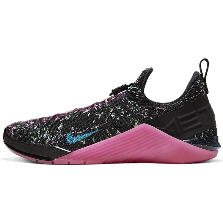 

Новые женские кроссовки Nike React Metcon Amp Black Fire Pink CT9155-063 38.5