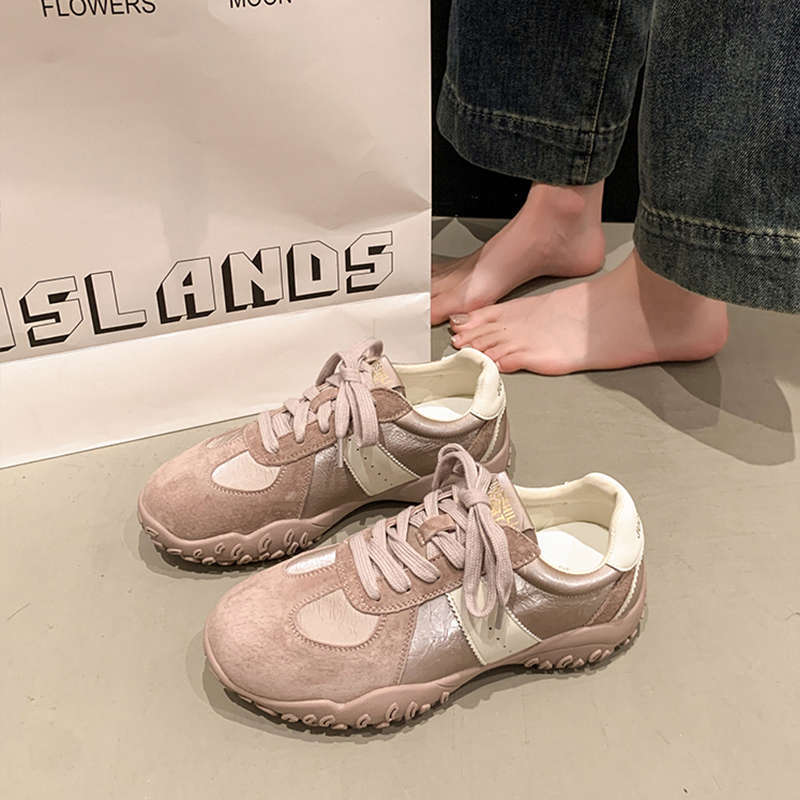 Breathable Sports and Leisure Board Shoes Women's New Spring Retro German Training Shoes Women's Ballet Forrest Gump Shoes