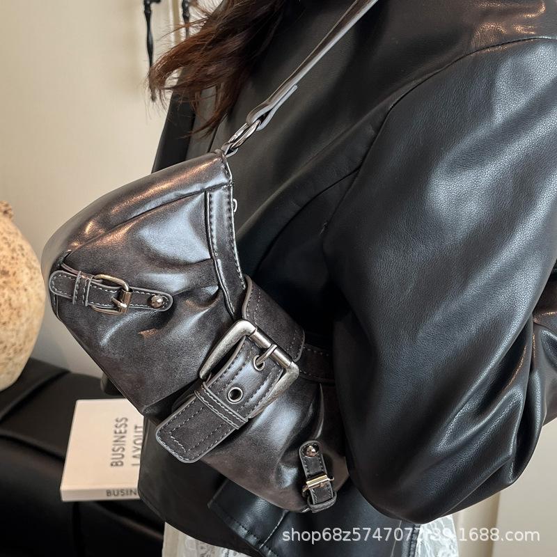 Korean version 2025 new one-shoulder tote bag American retro commuting temperament old style bag underarm locomotive bag women