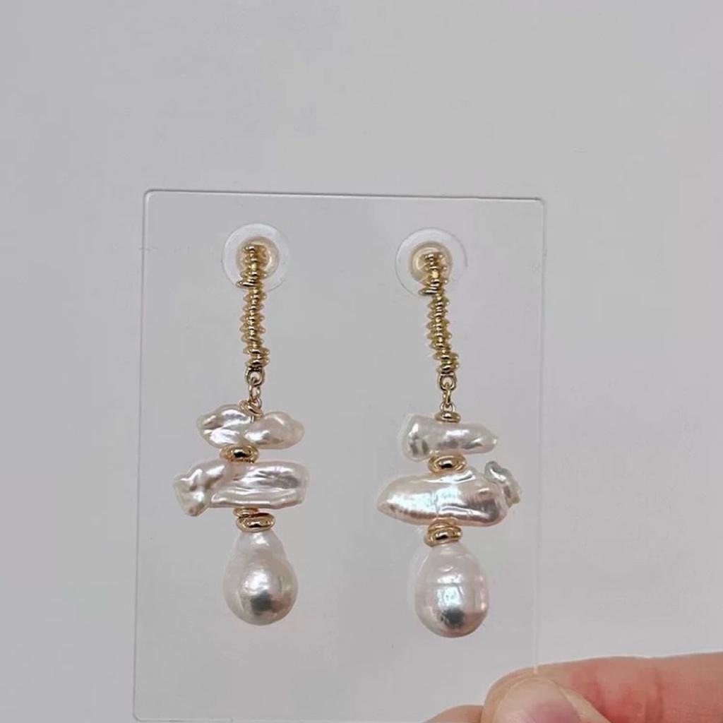 Natural freshwater baroque freshwater pearl earrings high-end sense niche light luxury S925 silver needle stud earrings unique
