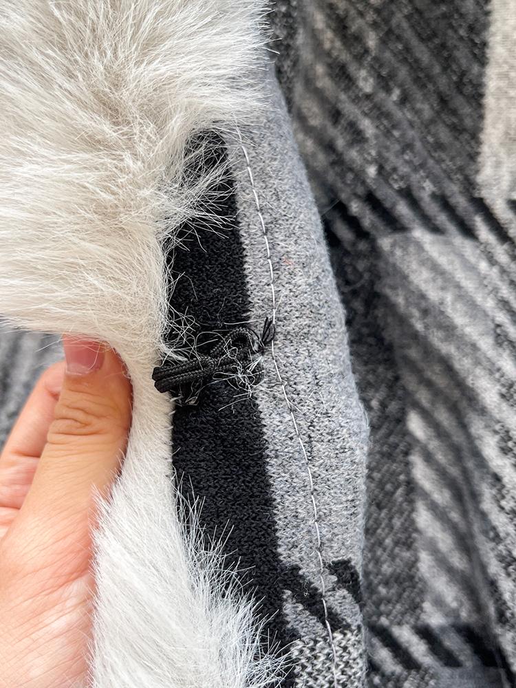 Autumn Winter Vintage Outerwear with Fur Collar Knitted Cardigan Tops for Women Loose Elegant Plaid Shawl Cloak Coat L66