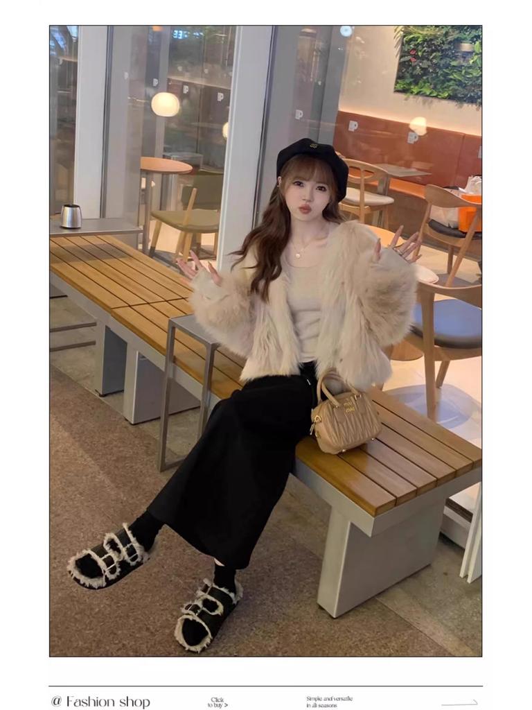 2025 Women's Slim Fit Long Sleeve Knitwear: Square Neck Base Layer for Autumn/Winter