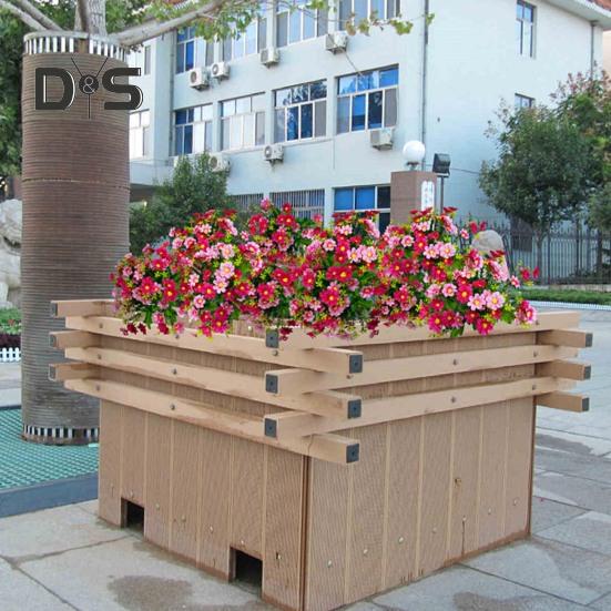 2 Pcs Artificial Daisies Bunch Realistic Faux Flowers Shrubs Plastic Greenery All-Season Fake Flowers for Indoor Vase Outside Garden Porch Window Box