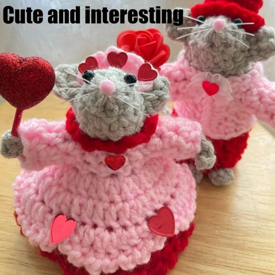 1 Pair Crocheted Mouse Couple Handmade Crochet Mice Ornaments Valentine's Day Decor Mice Doll for Desk Mantel Bedside Table