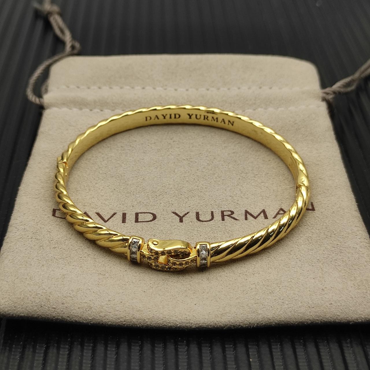 DY High-Quality Gold-Plated Engraved Wave Diamond-Set Bangle, Unisex Silver-Plated Diamond-Set Bangle, Jewelry Wholesale 19cm