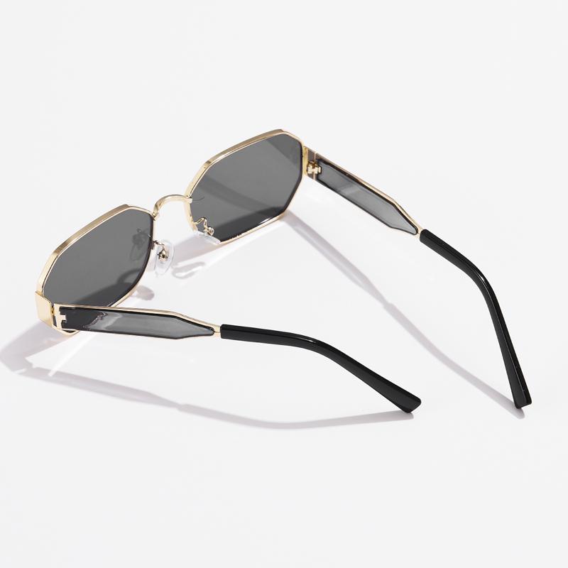 Protective Glasses New Fashion Polygon Sunglasses Women Men Metal Rectangle Sun Glasses Female Popular Black Lens Eyewear UV400