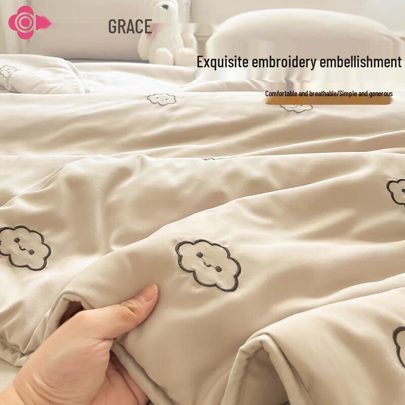 Jieliya Embroidered Washed Cotton Summer Quilt