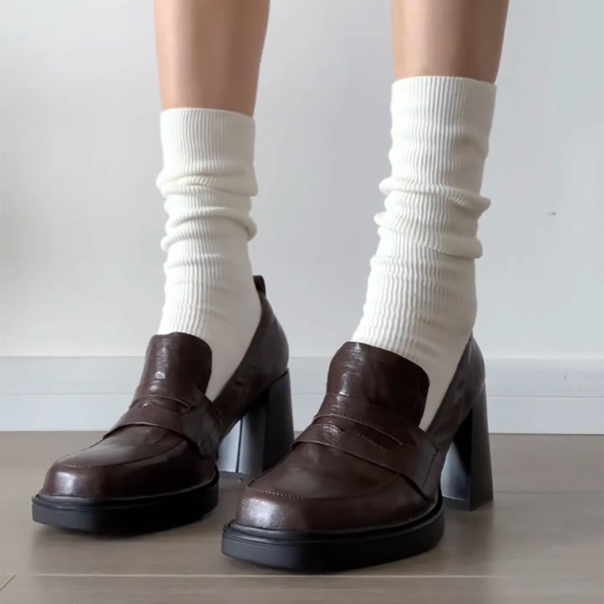 

Винтажные туфли Мэри Джейн на высоком каблуке, женские туфли-лоферы с глубоким носком и толстым каблуком, британские туфли из кожи с квадратной подошвой и маленькими каблуками 35