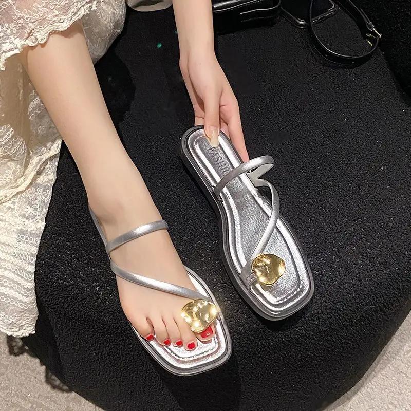 Fashion Outside Black Slides New Fashion Woman Slippers High Quality H Sandal Korea Style Sandals Vip On Offer Non Slip Shoes for Women