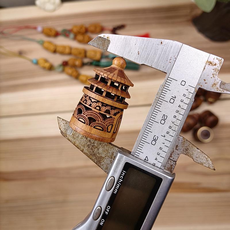 Wood Hollow Carved Aromatherapy Bottle Mini Vase Pagoda Car Hanging Decoration Fragrance Diffuser Bottle Sealed Jar Pendant