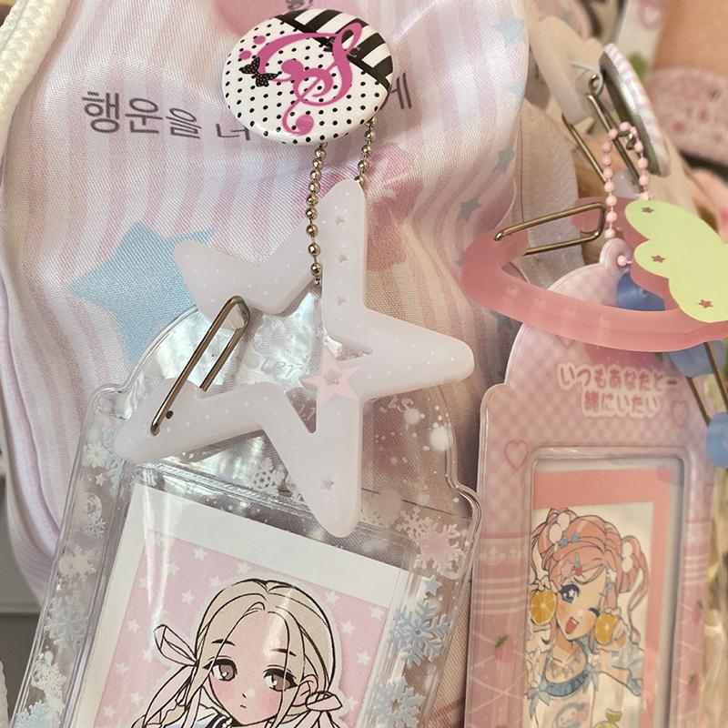 Hollow Strawberry Carabiner Climbing Buckle Acrylic Charm Sweet Bag Pendant Scrapbook Ita Bag Decor Accessories Creative Gift