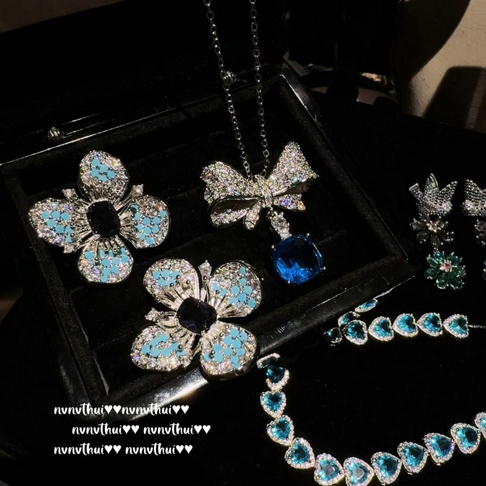 Schweizer Blauer Liebes Edelstein Halskette, Feen Morgentau, Vogel Blume Zirkon Ohrringe, Set Leichter Luxus Nische