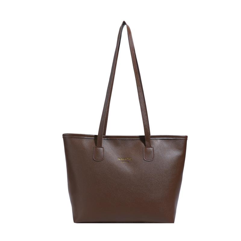 

Contrasting color splicing largecapacity bag to work, new casual class shoulder bag texture, fashionable and versatile commuter tote bag