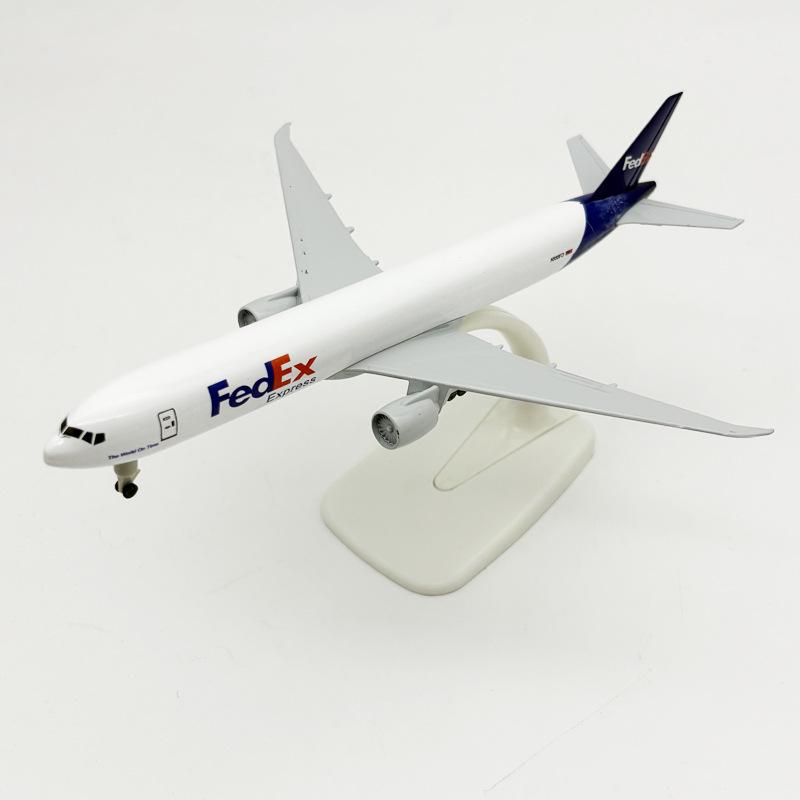 20CM Alloy Boeing 777 Model - Federal Static Display.