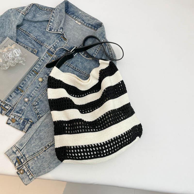 Ctrast Color Woven Shoulder Bag,Large Capacity Striped Hollow Knitted Women Tote Bag,Summer Beach Commuting Beach Handbag чёрный