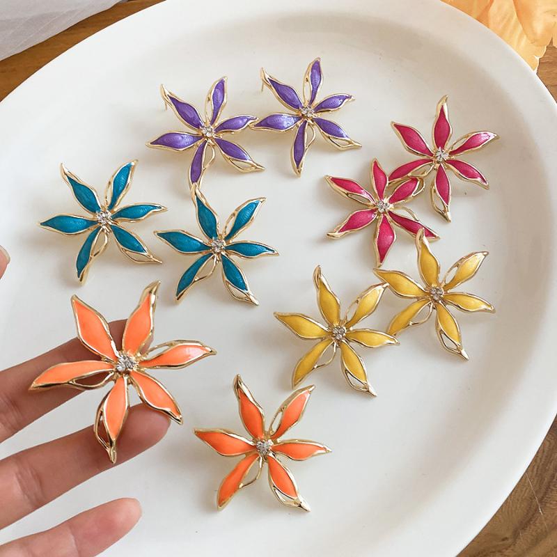 Vintage Metal Colorful Oil Dripping Flower Big Earrings For Women Sweet Simple Fashion Bohemia Trendy Jewelry Accessories Gifts