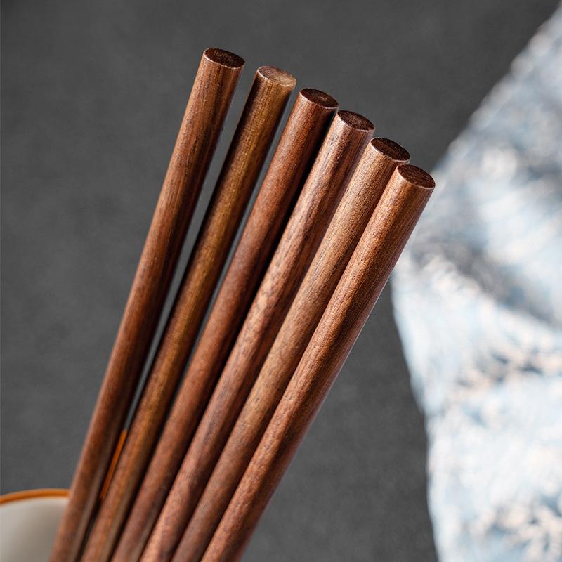 5 Pairs of Chopsticks Set Japan Walnut Japanese-style Household Wooden Chopsticks Solid Wood Tableware Non-slip Creative