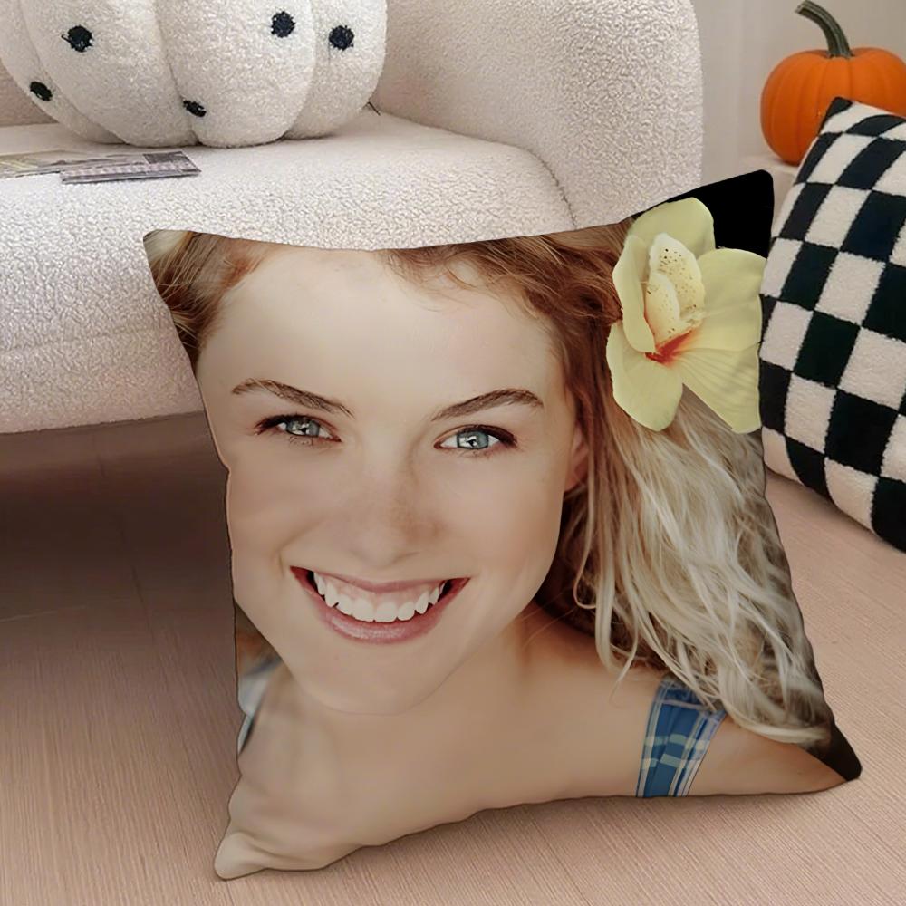 model fashion LLaura WWiggins Cushion Cover Throw Pillow Cover Hidden Button Durable Polyester Chair Cushion