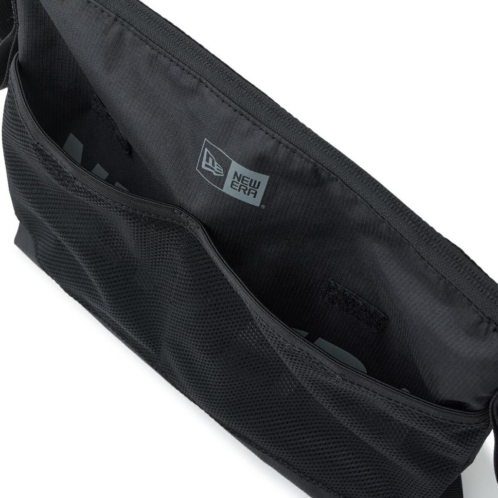 New Era Sacoche Shoulder Bag Black Reflective Free SACOCHE NE LOGO