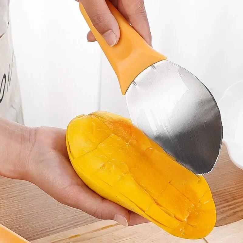 Multifunctional Fruits Peeling Spoon Mango Meat Separator Cutter Home Kitchen Gadgets Fruits Watermelon Cutting Digging Spoon