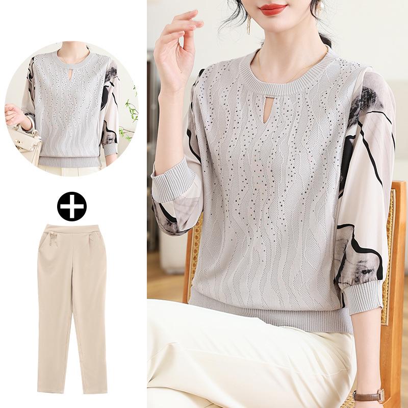 2025 Mom's Autumn Knitted Top - Fashionable Lightweight T-Shirt for Middle-aged Women