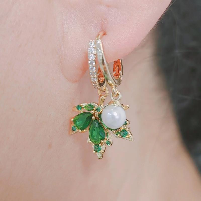 Koreanische Trend Zirkon Red Maple Leaf Imitation Perle Baumeln Ohrringe für Frauen Mode-Statement Gold Farbe Ohrring Schmuck