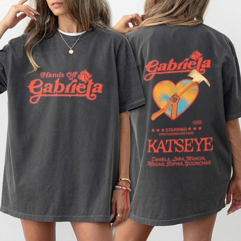Vintage Katseye Gabriela Shirt Kpop Girl Group Doppelseitiges T-Shirt Sommer Unisex und Damen Locker und Atmungsaktives T-Shirt Top