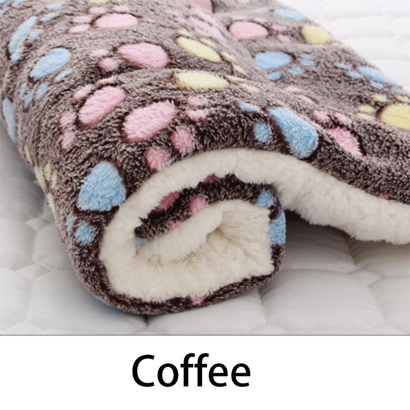 For Pet Sleeping Mat Dog Bed Cat Bed Soft Hair Thickened Blanket Pad Fleece Home Washable Warm Bear Pattern Blanket Pet Supplies