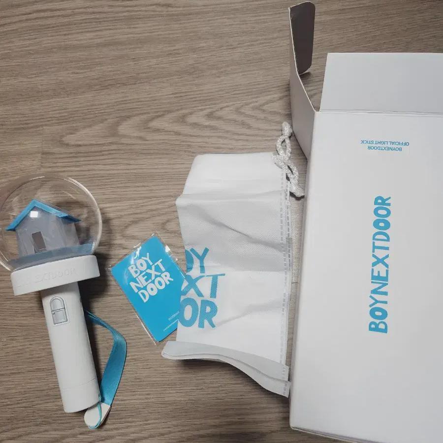 

Boynextdoor Lightstick Sticks