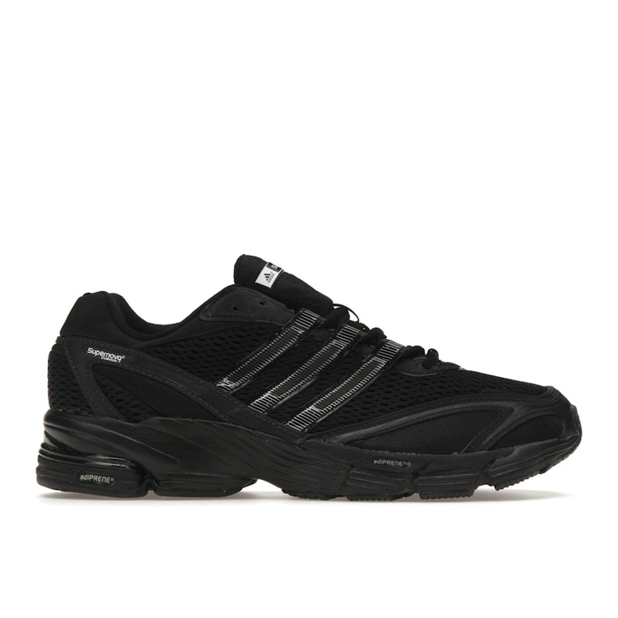 

Кроссовки унисекс adidas Supernova Cushion 7 Triple Black Core-Black Carbon GY5930 35⅔