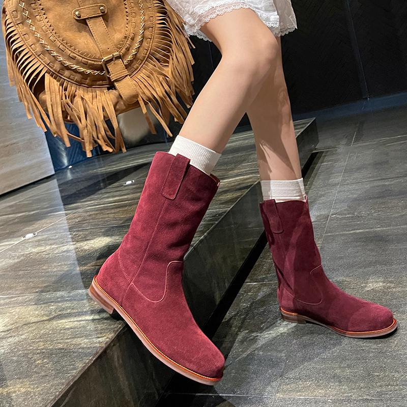 Krazing Pot Chaussures en daim de vache pour femme, bottes mi-mollet à bout rond et talons bas épais, collection automne-hiver