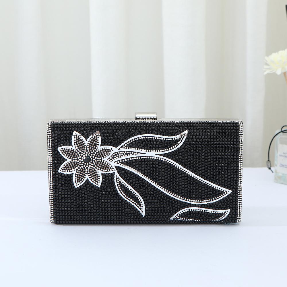 Exquisite Clutch Bag Pearl Embedded Flower Pattern Surface Women Elegant Chain Crossbody Shoulder Bag Lady Evening Noble Handbag