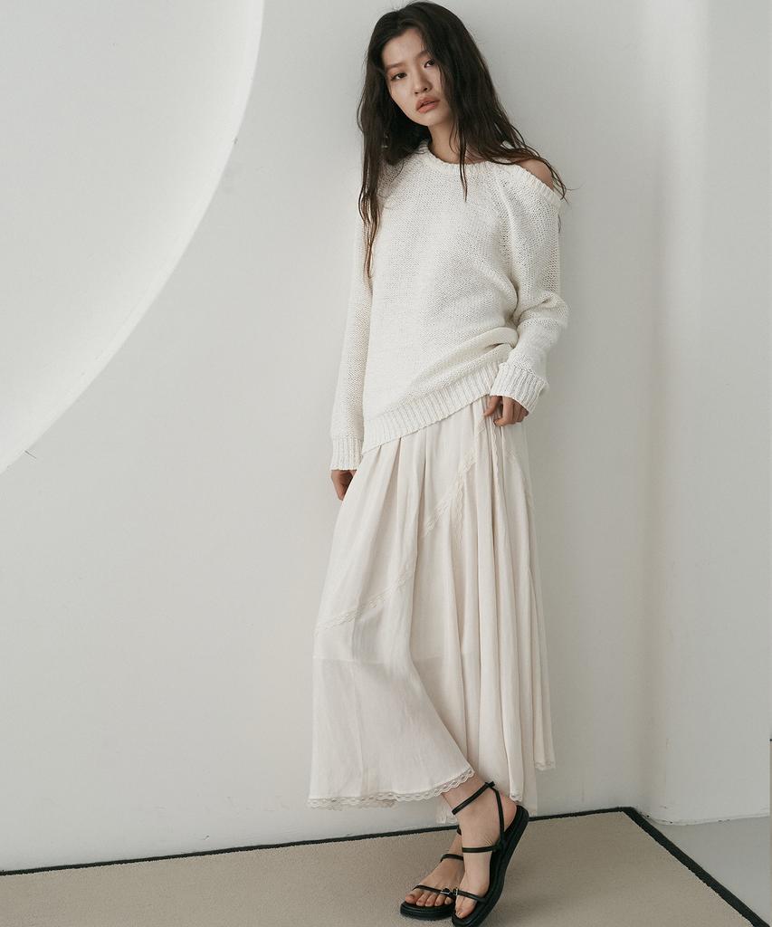 Dijainowol Reverse Off-Shoulder Knit_White