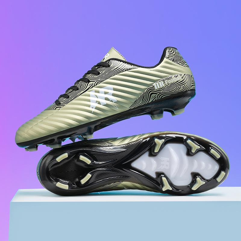 2025 new World Cup football shoes men's low-top spikes students grass training children's game sports shoes