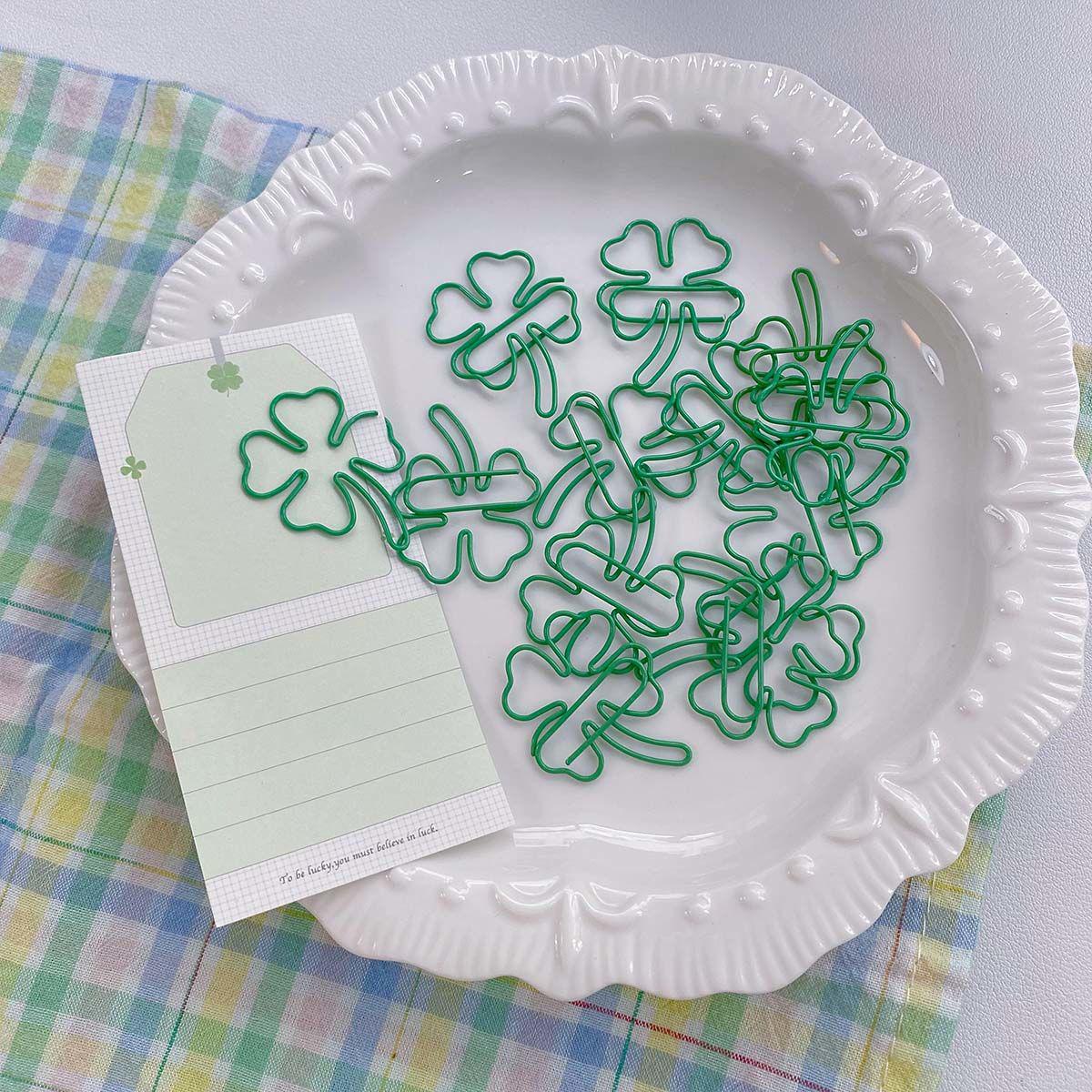 

Four-Leaf Clover Paperclip High-Value Planner Accessory Set 5-pack green clover