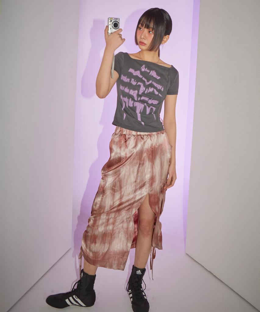 Pabeleupinggeo Glossy Cargo Skirt (Pink)