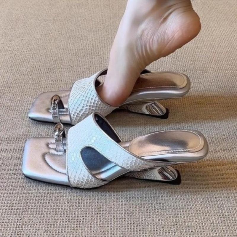 Special Heel Slippers Women's Summer New Square Toe Open Toe Metal Cover Toe Cutout Non-Slip Flip Flops