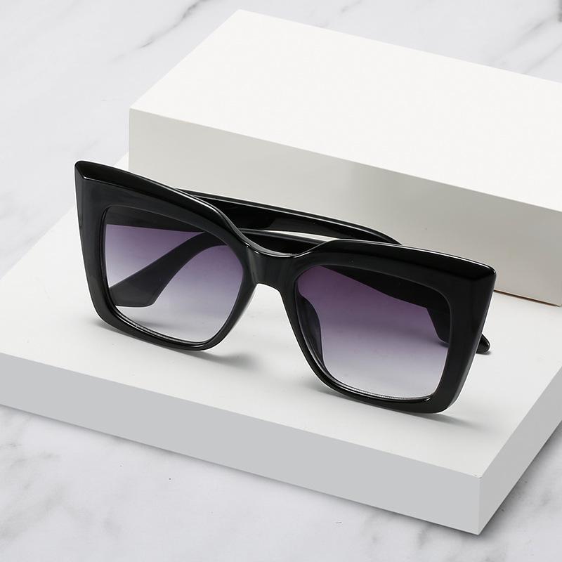 Trendy Colorful Cat Eye Sunglasses for Women - 2021 European & American Street Style