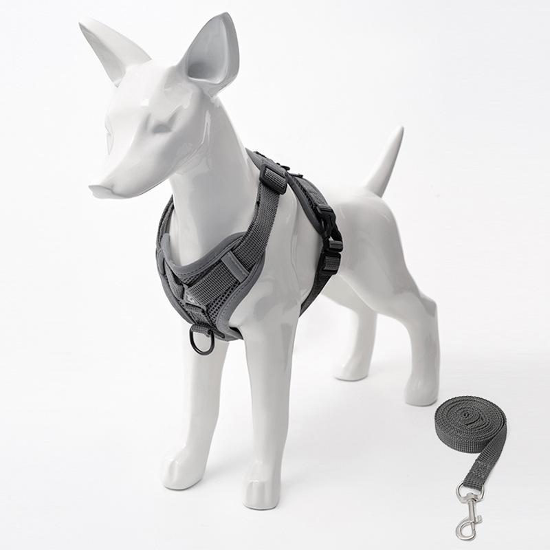 Adjustable Anti-Breakaway Pet Harness and Leash Set for Dogs and Cats