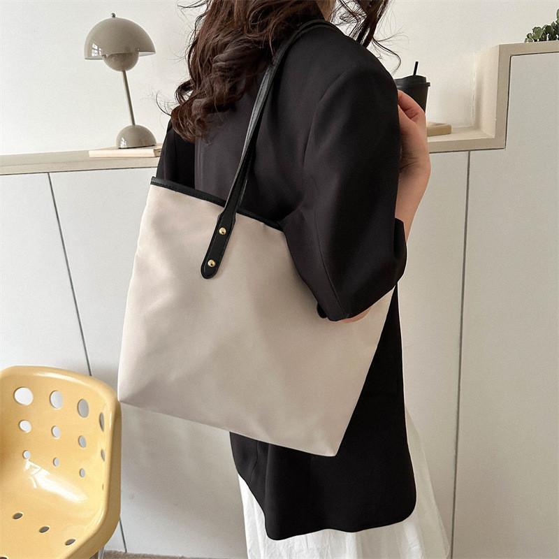 Spacious Tote Bag For Women Trendy Street Style 2023 Summer Fashion Simple Shoulder Bag