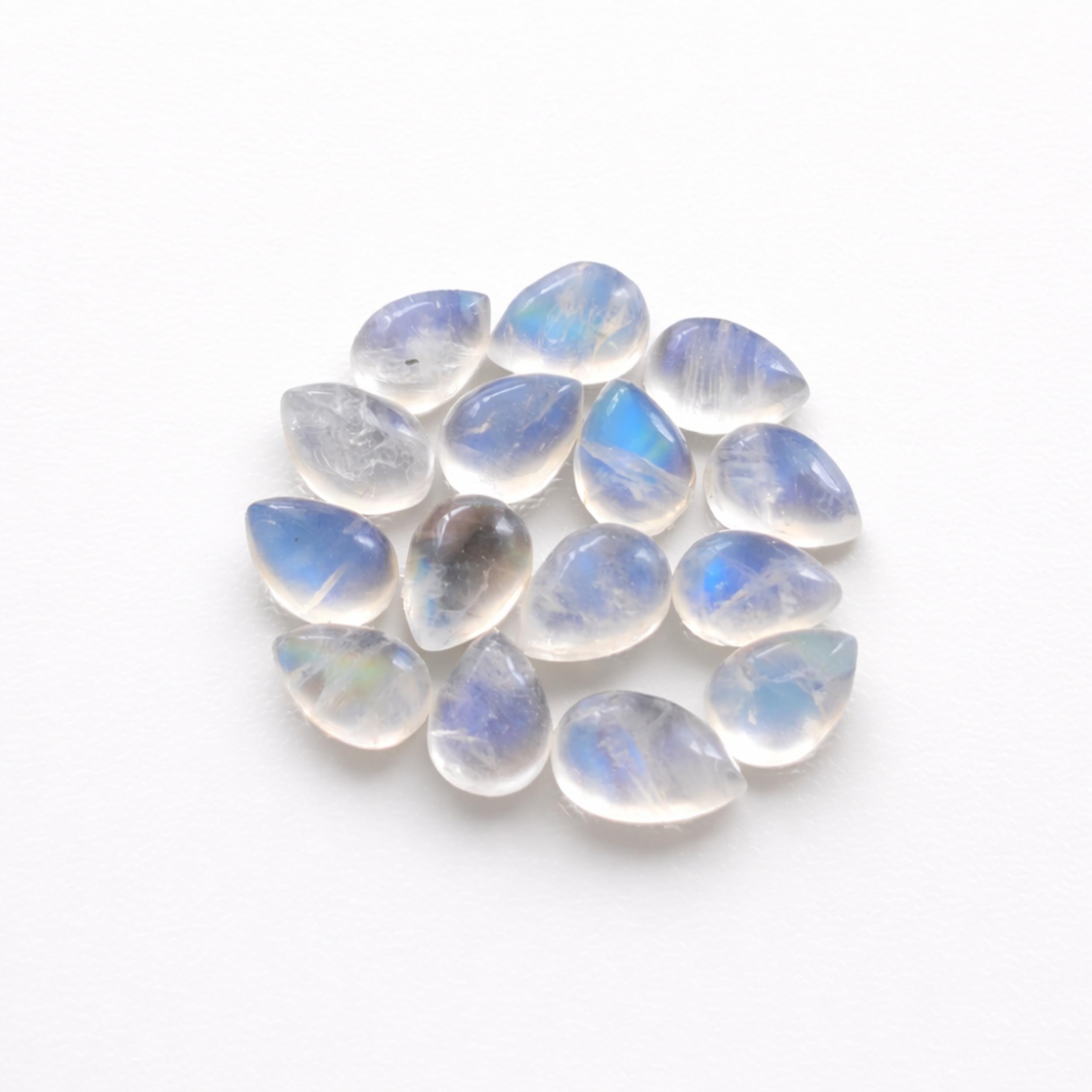 Natural Rainbow Moonstone 6x4mm Pear Cabochon – Calibrated Gemstone for Jewelry Making 1 Piece белый