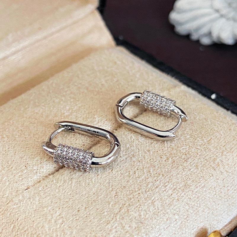 2024 High-End Oval Zircon Geometric Earrings: New Luxury Fashion Design