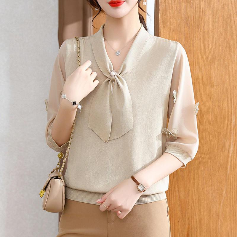 Nová podzimní móda Šálový límec na popruhy Capri rukávy Módní Všestranný Zeštíhlující a Zahraniční styl Omlazující Pletený top pro maminku