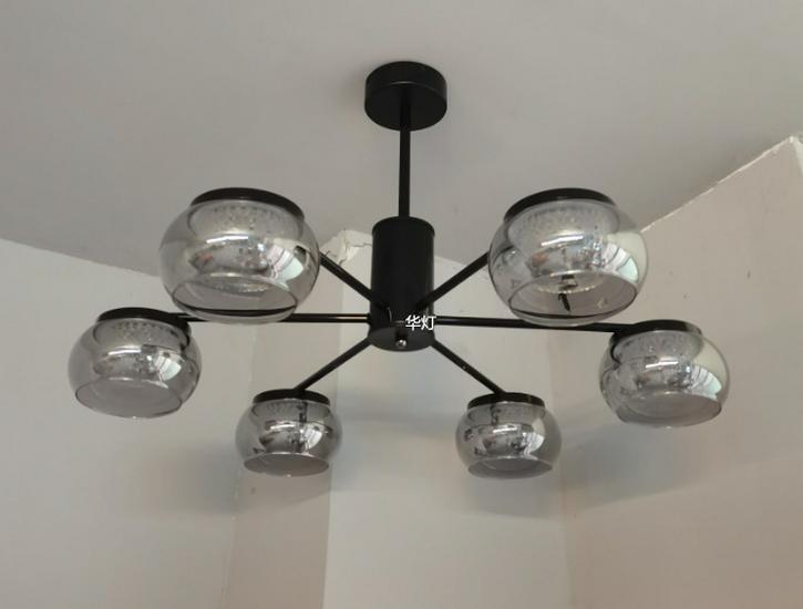 Nordic Retro Italian Luxury Glass Chandelier for Dining Rooms, Restaurants, Hotels, and Villas